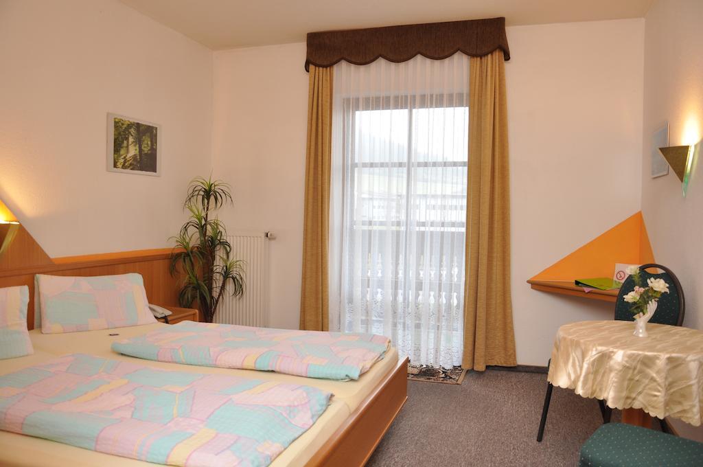 Hotel Fasold Sulzfeld  Bilik gambar